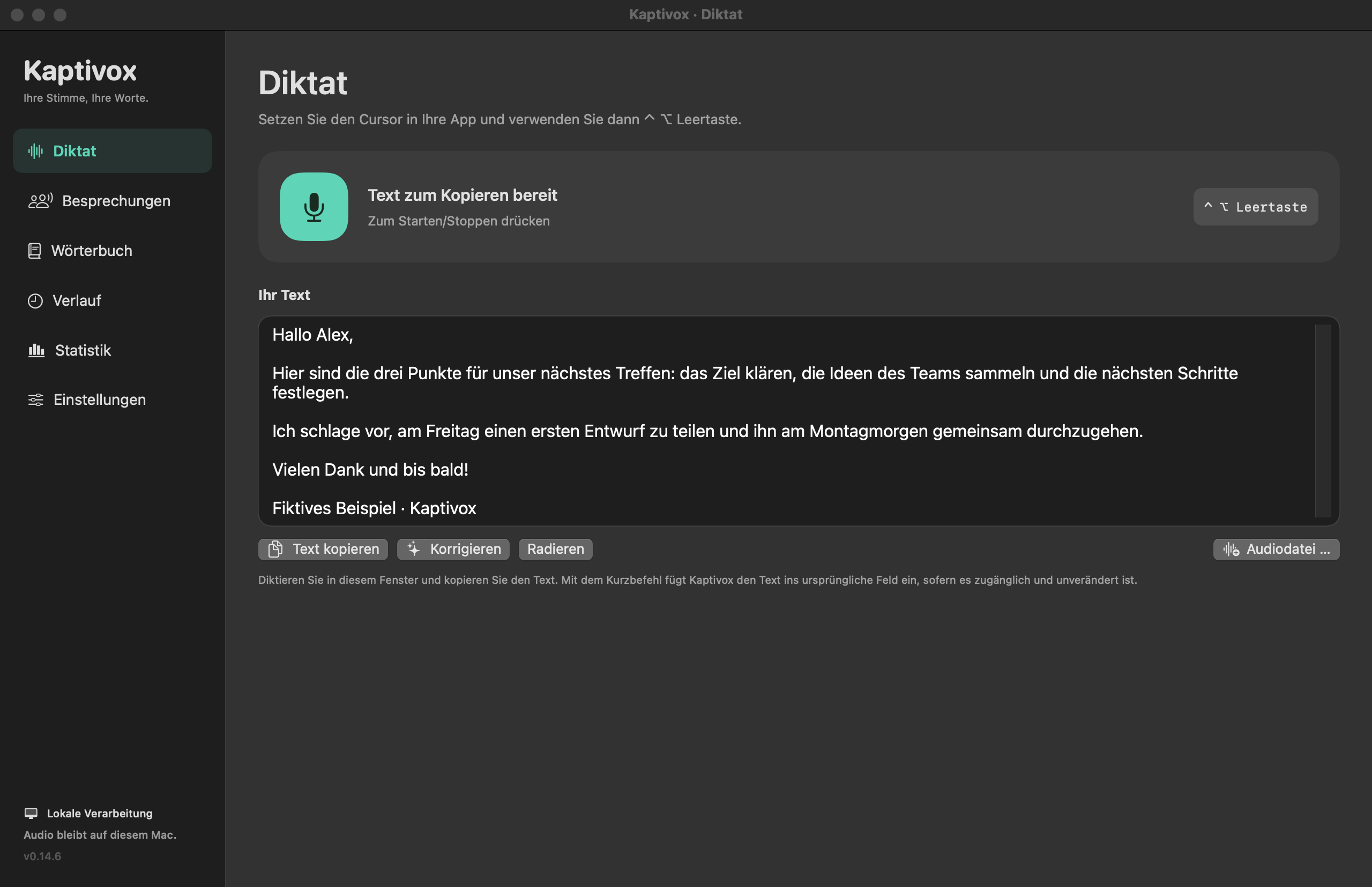 Diktieroberfläche von Kaptivox mit Beispieltext und den Funktionen Text kopieren, Korrigieren und Audiodatei.
